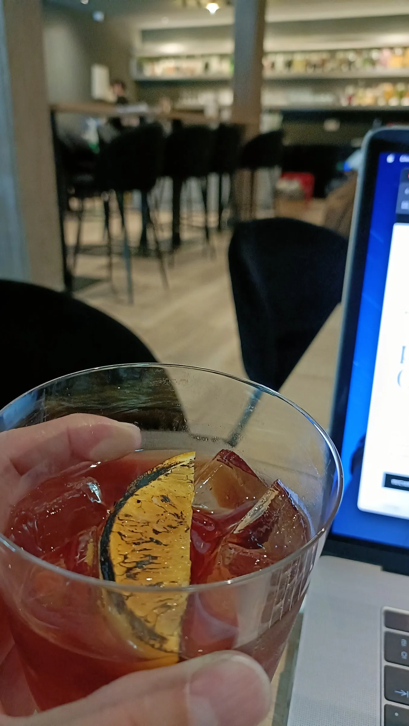 House vermouth freshly served, held in hand, in the STILLROOM dining room: the service tasting before you book